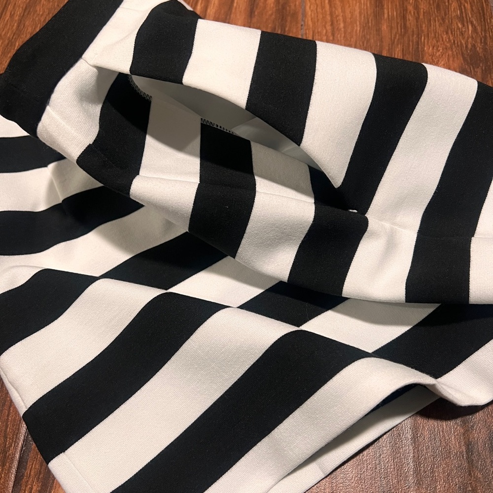 Express Black and White Striped High Waist Shorts - Picture 6 of 6